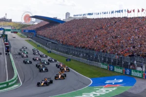 Formula 1 cars racing at Circuit Zandvoort during the 2026 Dutch Grand Prix